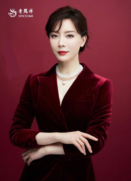 娱乐大爆料闫妮是谁,娱乐大爆料中的喜剧女王